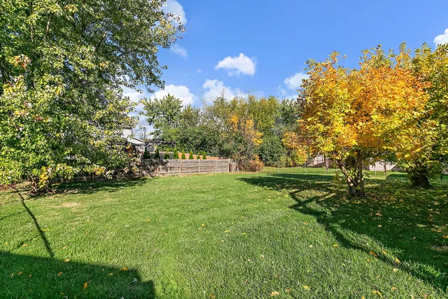 $515,000 | 530 Ramblewood Court, Lake Zurich, IL 60047