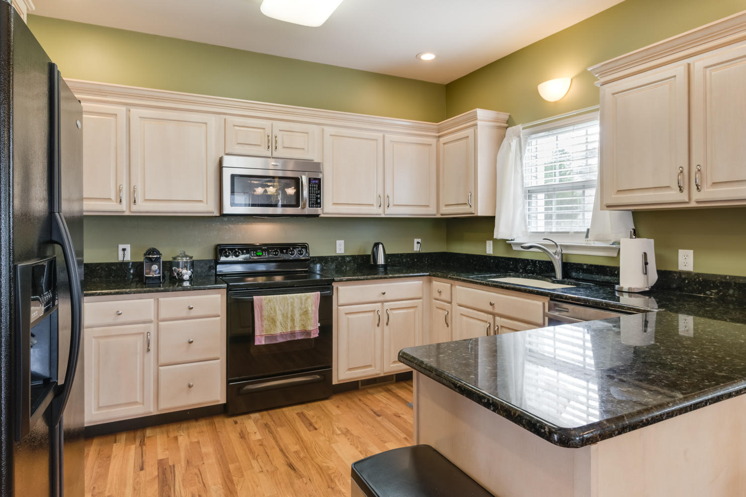 2344 Gibbons Road Chattanooga, TN 37421 - Photo 2 of 30 2344_Gibbons_Rd_19