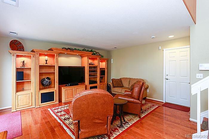 9750 Saybrook Street Highlands Ranch, CO 80126 - Photo 15 of 25 Gallery Image 15