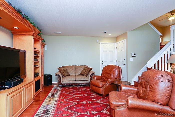9750 Saybrook Street Highlands Ranch, CO 80126 - Photo 17 of 25 Gallery Image 17