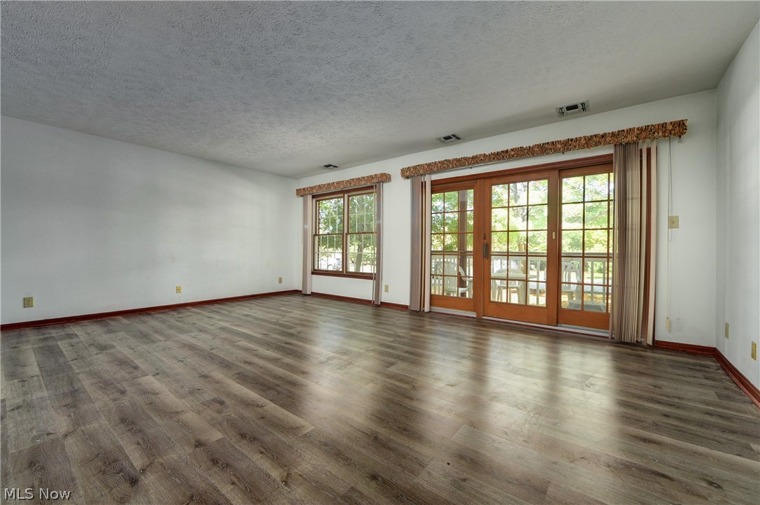 22481 Center Ridge Road, Unit 105 Rocky River, OH 44116 - Photo 9 of 35
