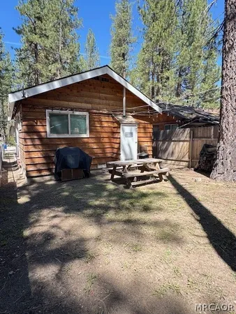 $290,000 | 816 West Rainbow Boulevard, Big Bear City, CA 92314