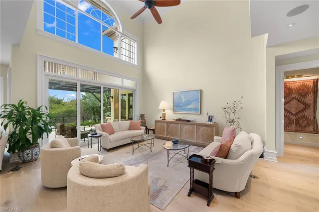 $5,550,000 | 7849 Via Vecchia, Naples, FL 34108