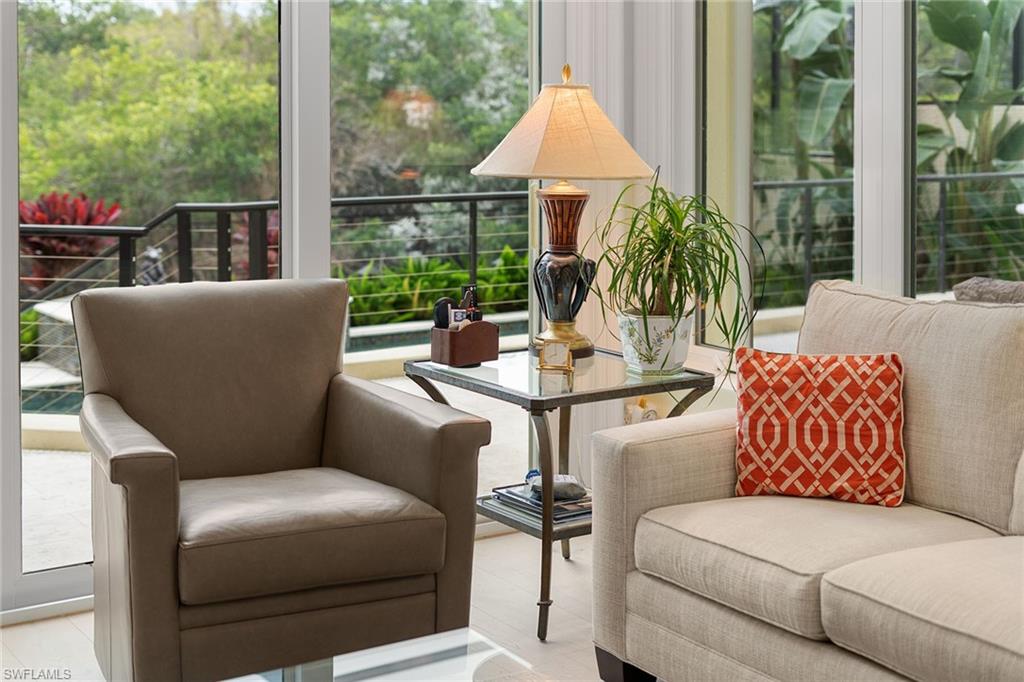 7849 Via Vecchia Naples, FL 34108 - Photo 45 of 50