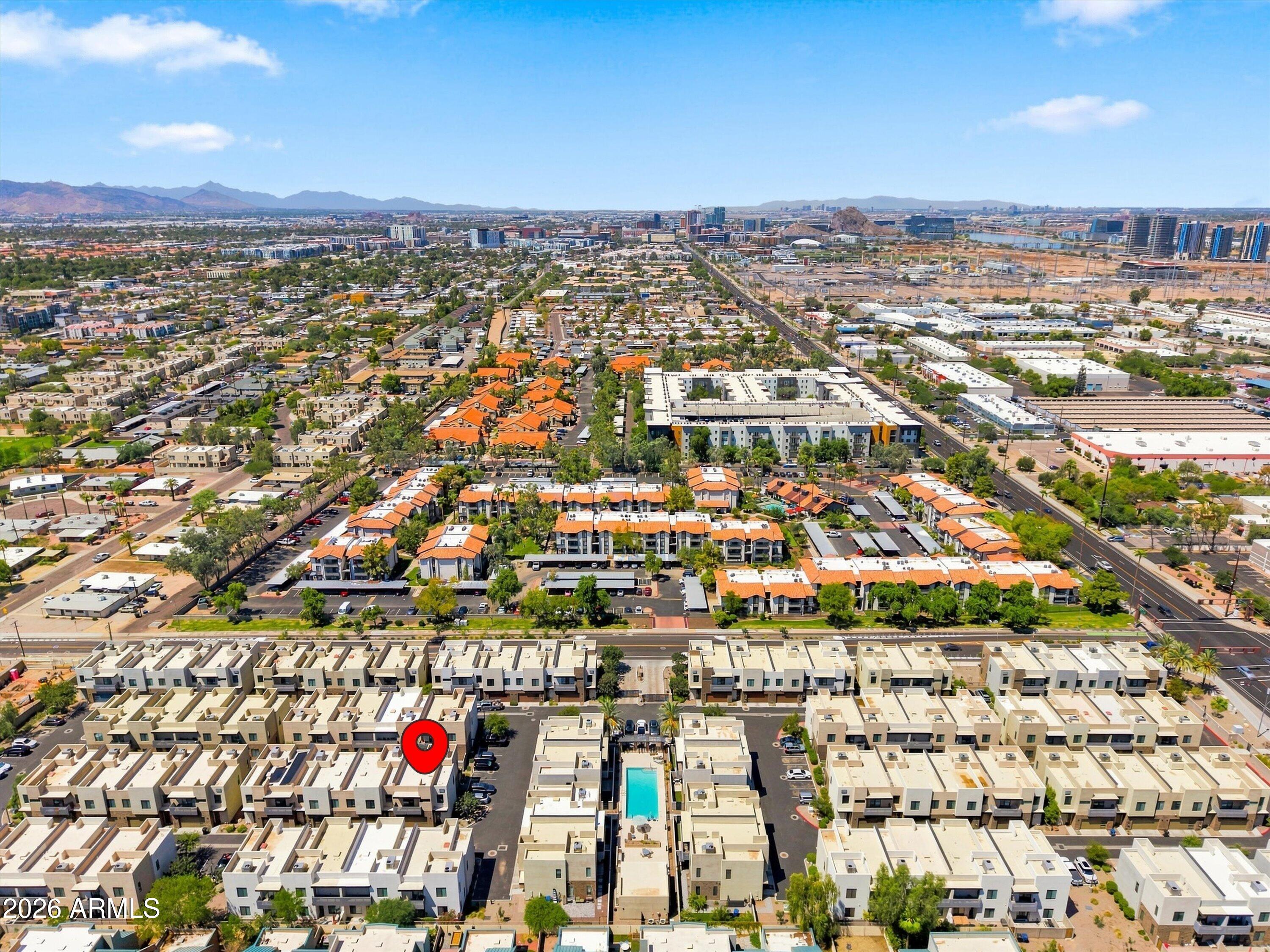 901 South Smith Road, Unit 1060 Tempe, AZ 85281 - Photo 31 of 33 Unit is close to the pool