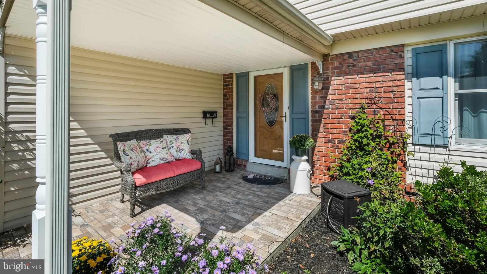 1741 Sorrel Road Warrington, PA 18976 - Photo 4 of 42 Gallery Image 4