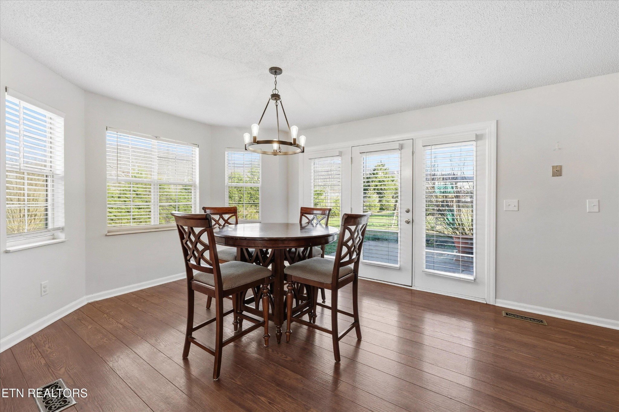 446 Emory Road Blaine, TN 37709 - Photo 10 of 32 Gallery Image 10