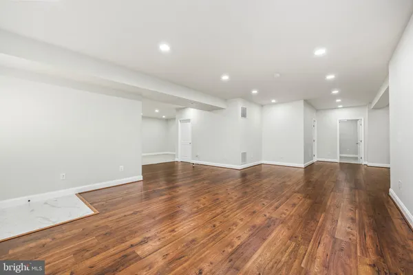$1,100,000 | 6201 Carters Grove Drive, Manassas, VA 20112