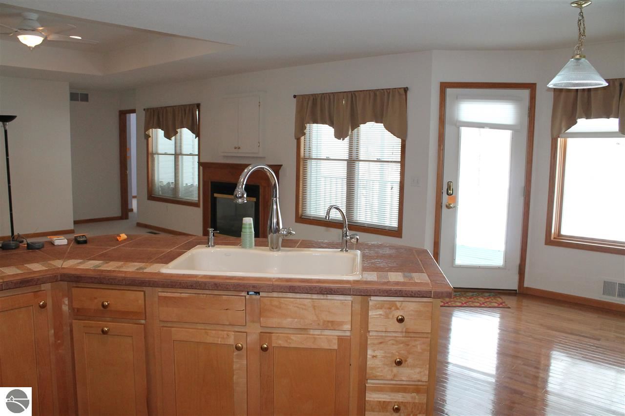 4768 South Meridian Road Mount Pleasant, MI 48858 - Photo 4 of 53 1794566-3.JPG