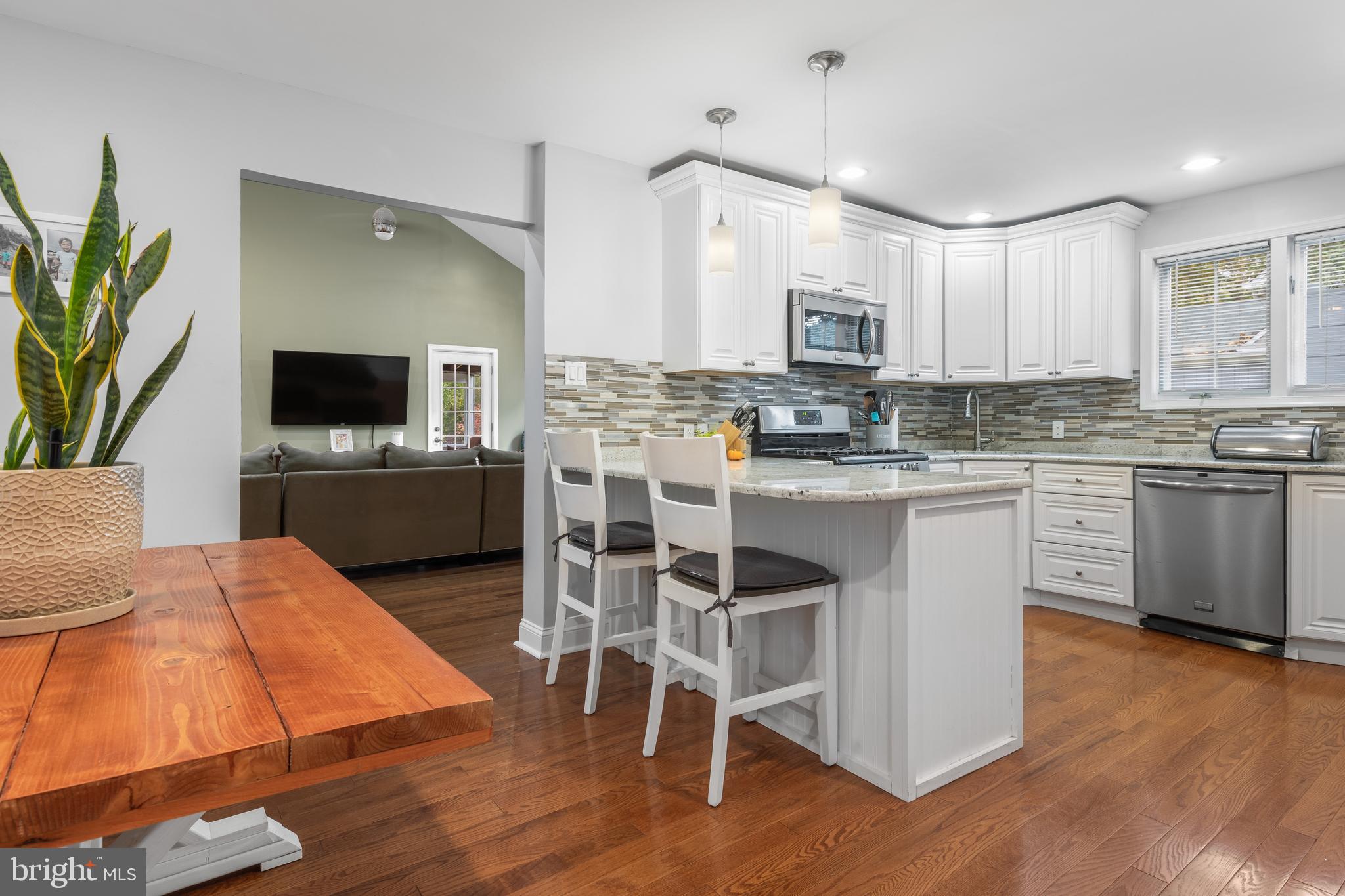 307 East Rodgers Street Ridley Park, PA 19078 - Photo 11 of 31 Kitchen