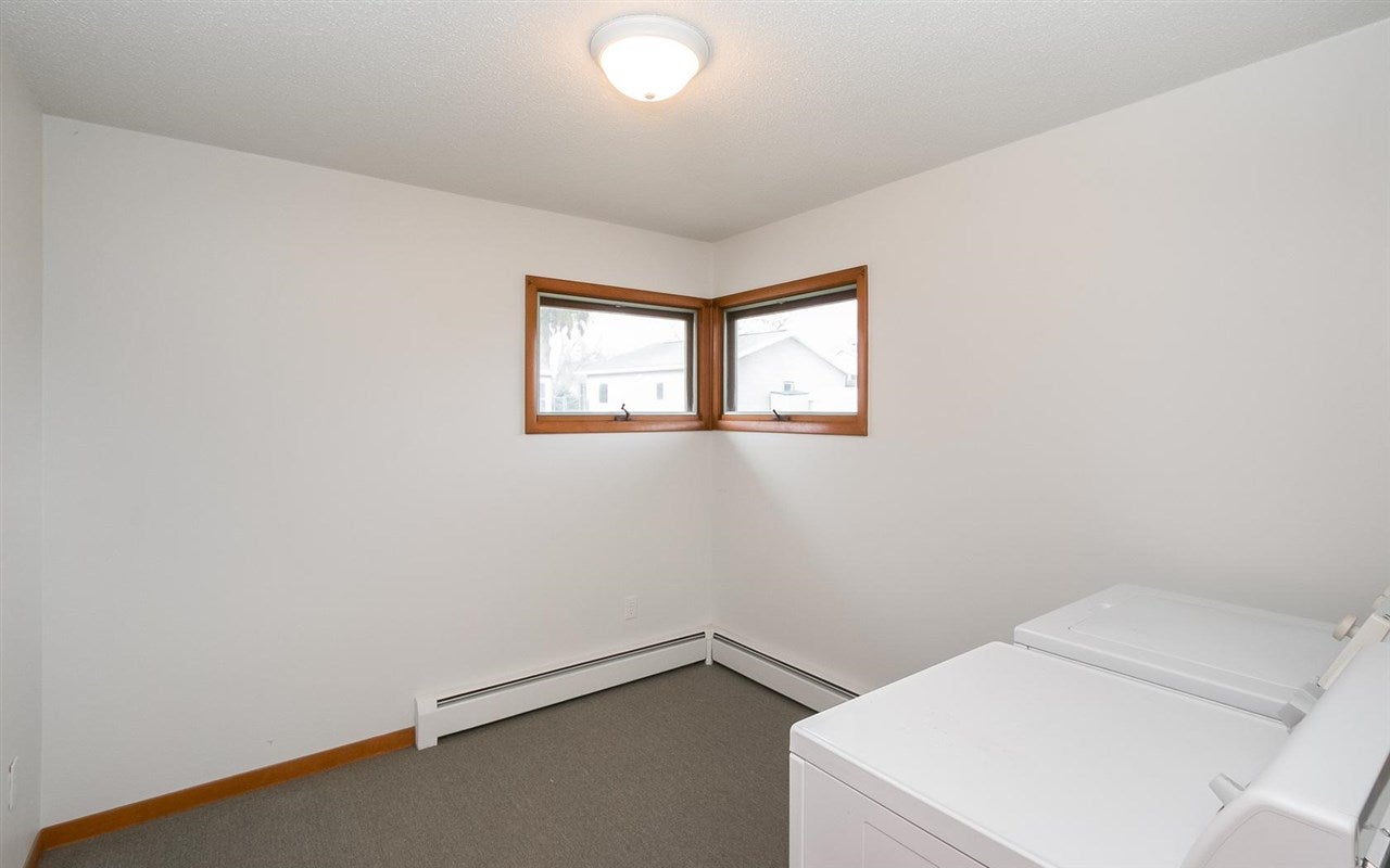 503 South Hickory Street Riverside, IA 52327 - Photo 7 of 10 Gallery Image 7