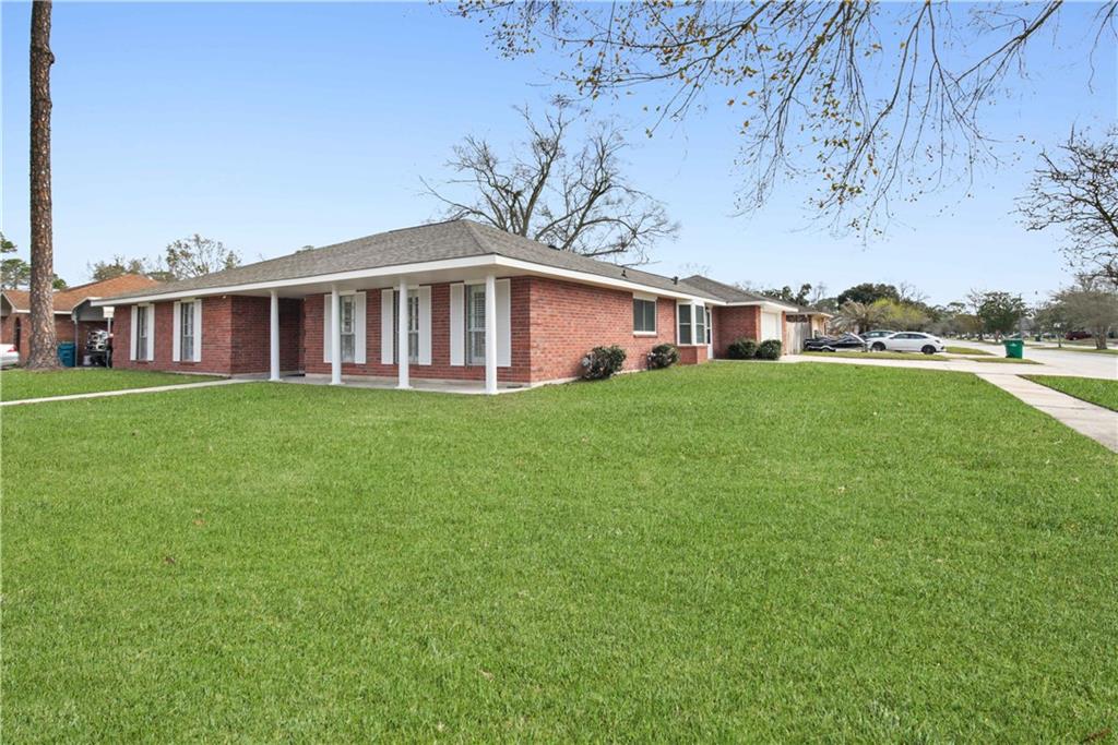 1050 Rue Calais Slidell, LA 70458 - Photo 2 of 17