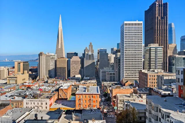 a picture of city view