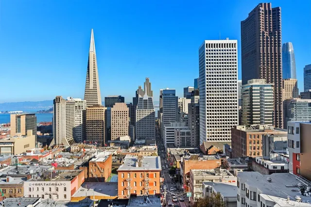 a picture of city view