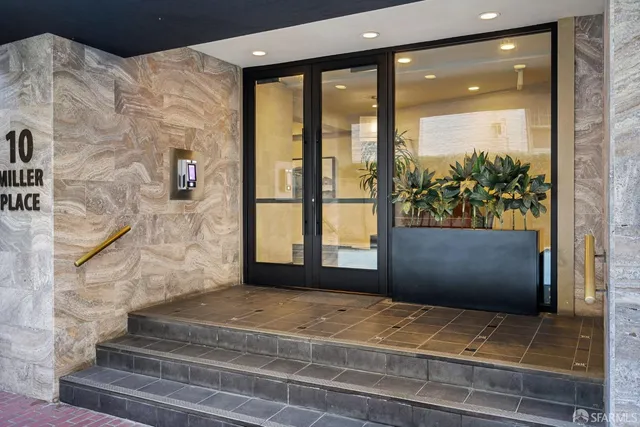 a view of an entryway