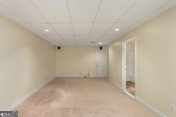 a view of empty room