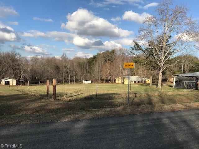 331 Apple Road Reidsville, NC 27320 - Photo 3 of 17 Gallery Image 3