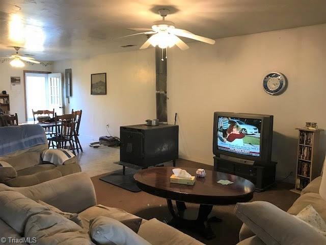 331 Apple Road Reidsville, NC 27320 - Photo 8 of 17 Gallery Image 8