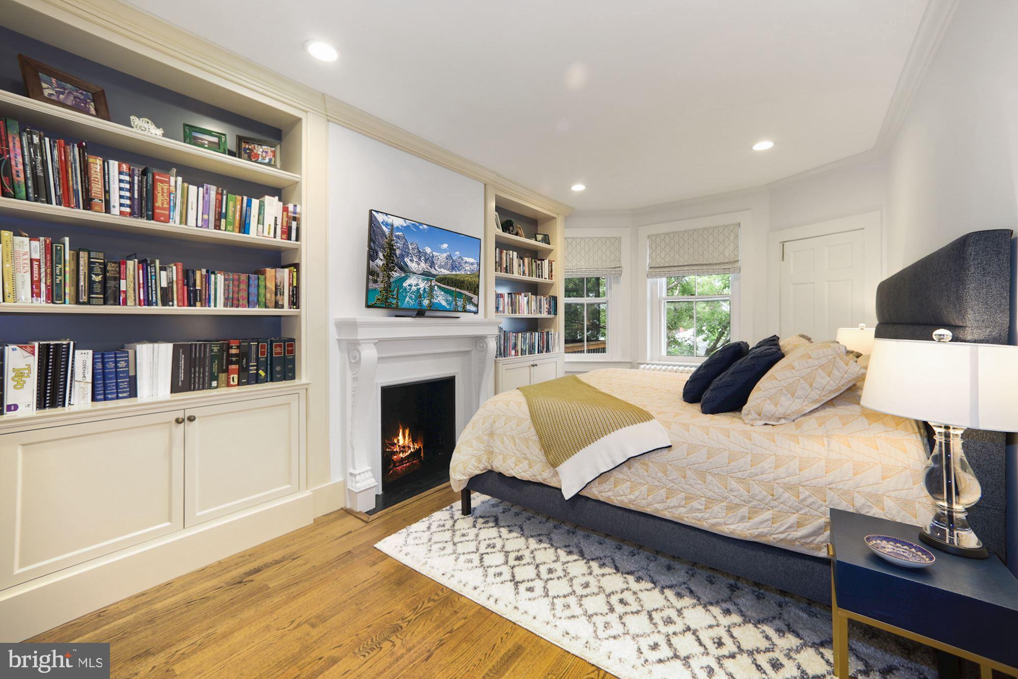 1125 Columbia Road Northwest Washington, DC 20009 - Photo 16 of 47 Owner Suite