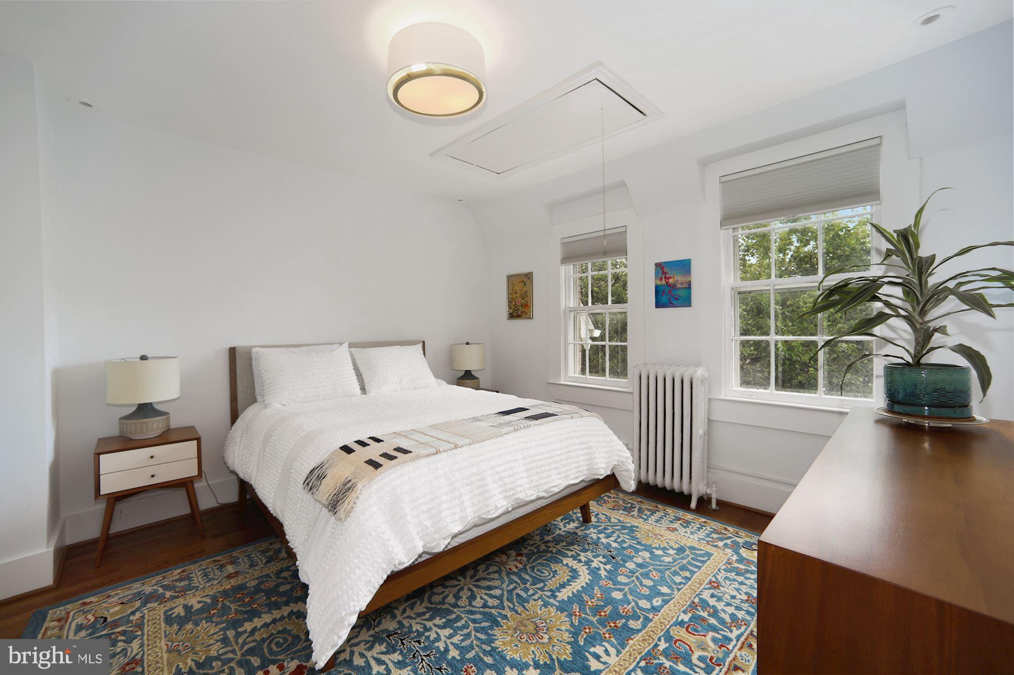 1125 Columbia Road Northwest Washington, DC 20009 - Photo 23 of 47 Third Bedroom on Top Floor