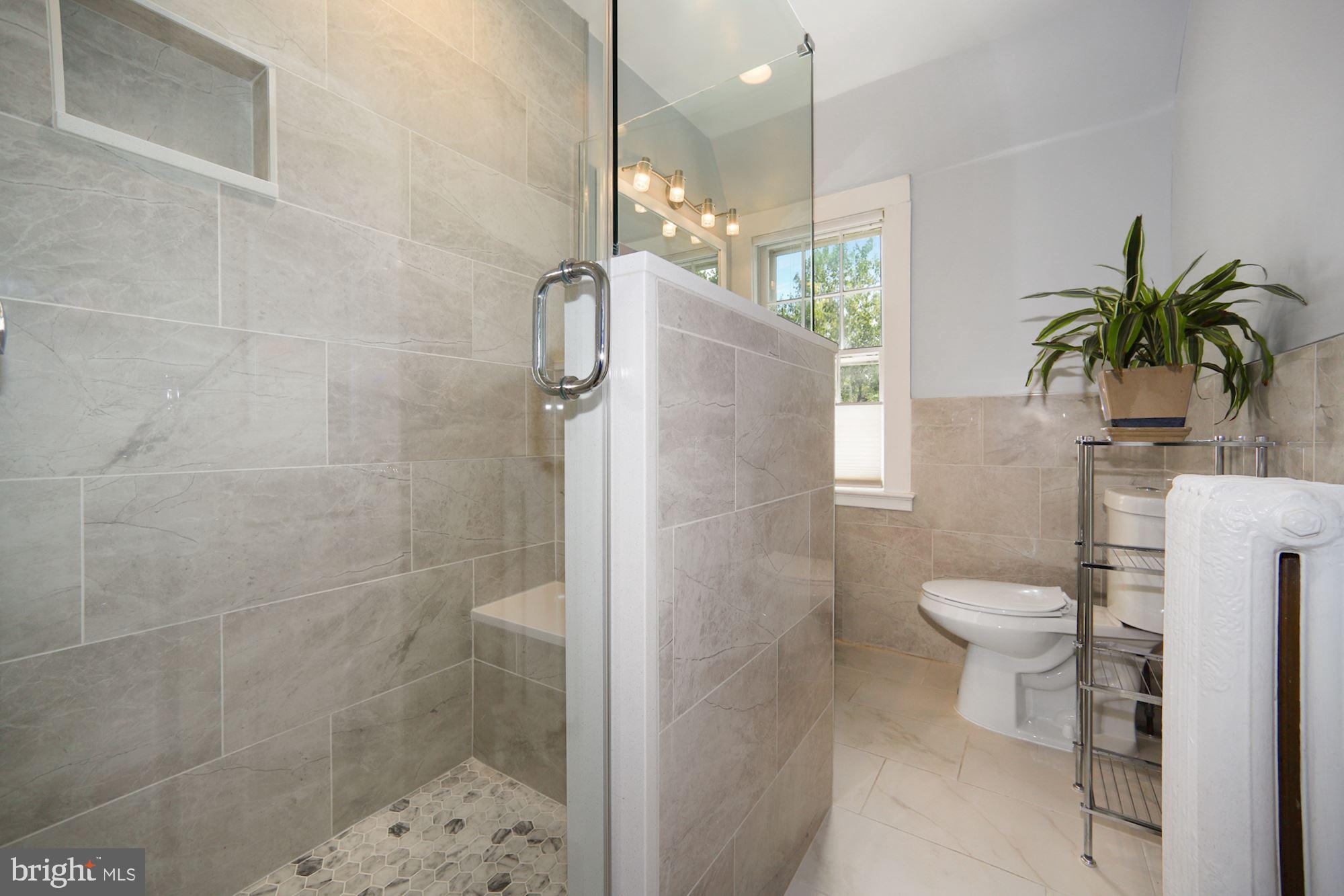 1125 Columbia Road Northwest Washington, DC 20009 - Photo 25 of 47 Top Floor Bathroom