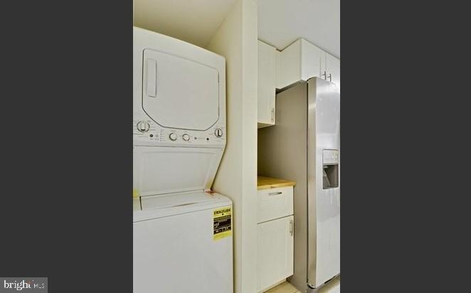 1125 Columbia Road Northwest Washington, DC 20009 - Photo 36 of 47 Apartment Laundry
