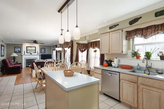 $420,000 | 18 Brearly Drive, Sicklerville, NJ 08081