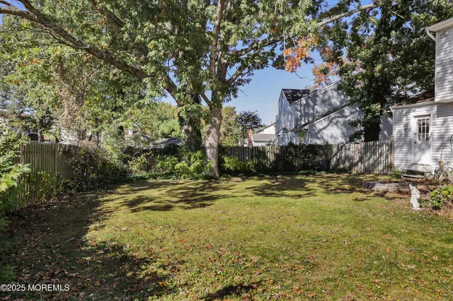 $420,000 | 18 Brearly Drive, Sicklerville, NJ 08081