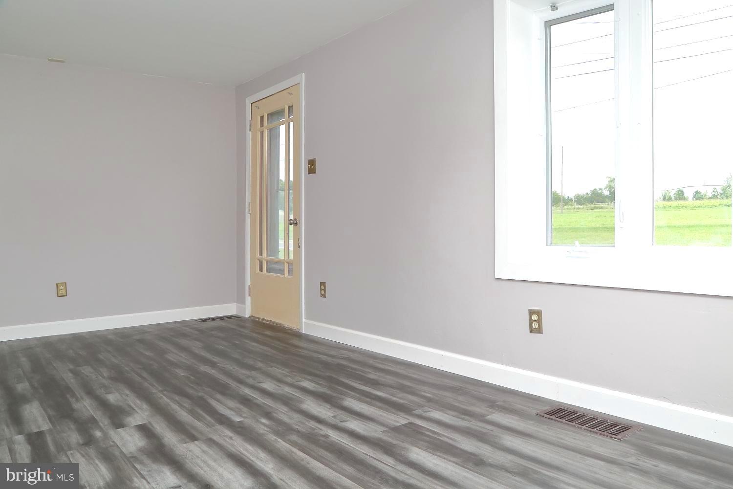 1605 Dry Tavern Road Denver, PA 17517 - Photo 4 of 26