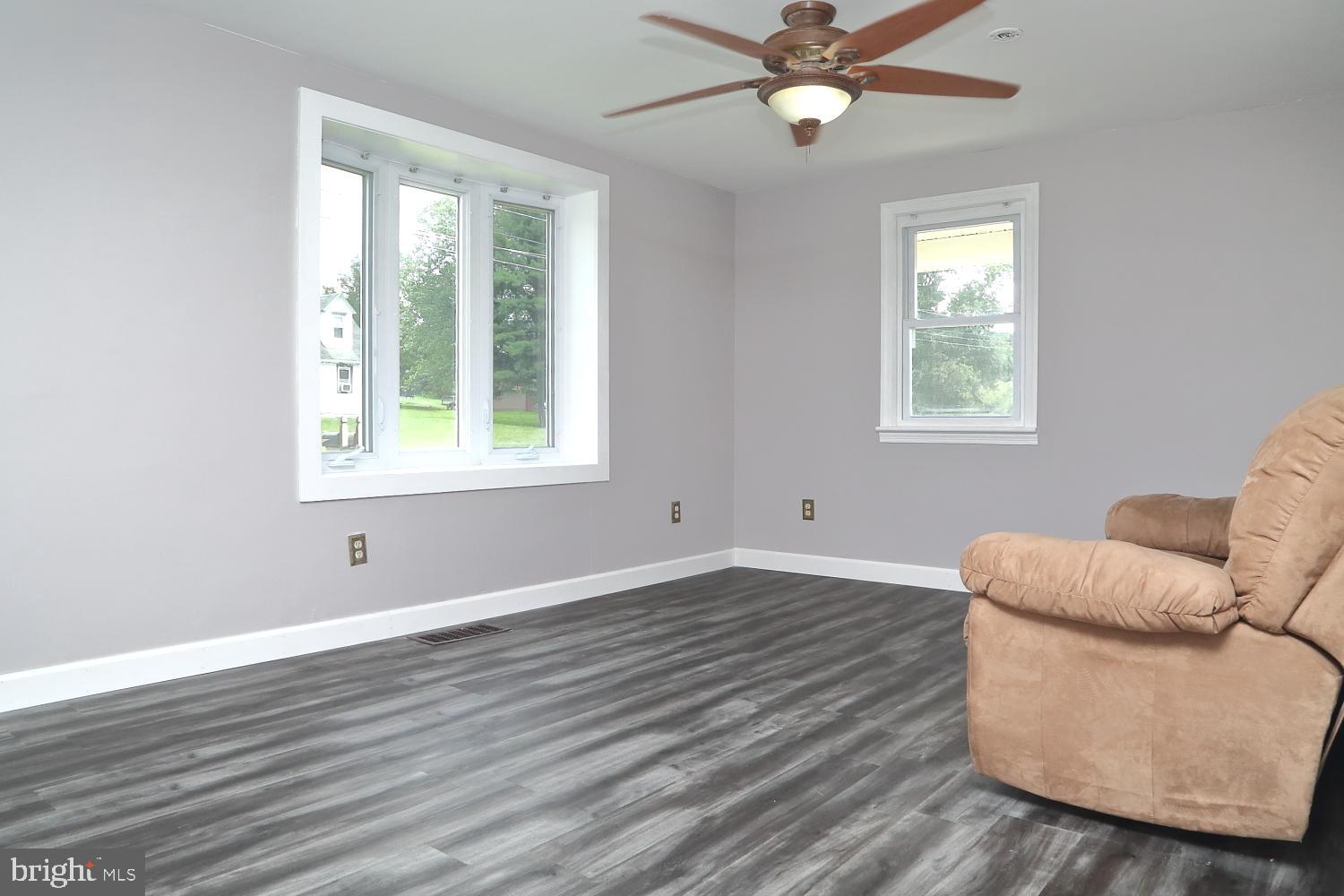1605 Dry Tavern Road Denver, PA 17517 - Photo 5 of 26