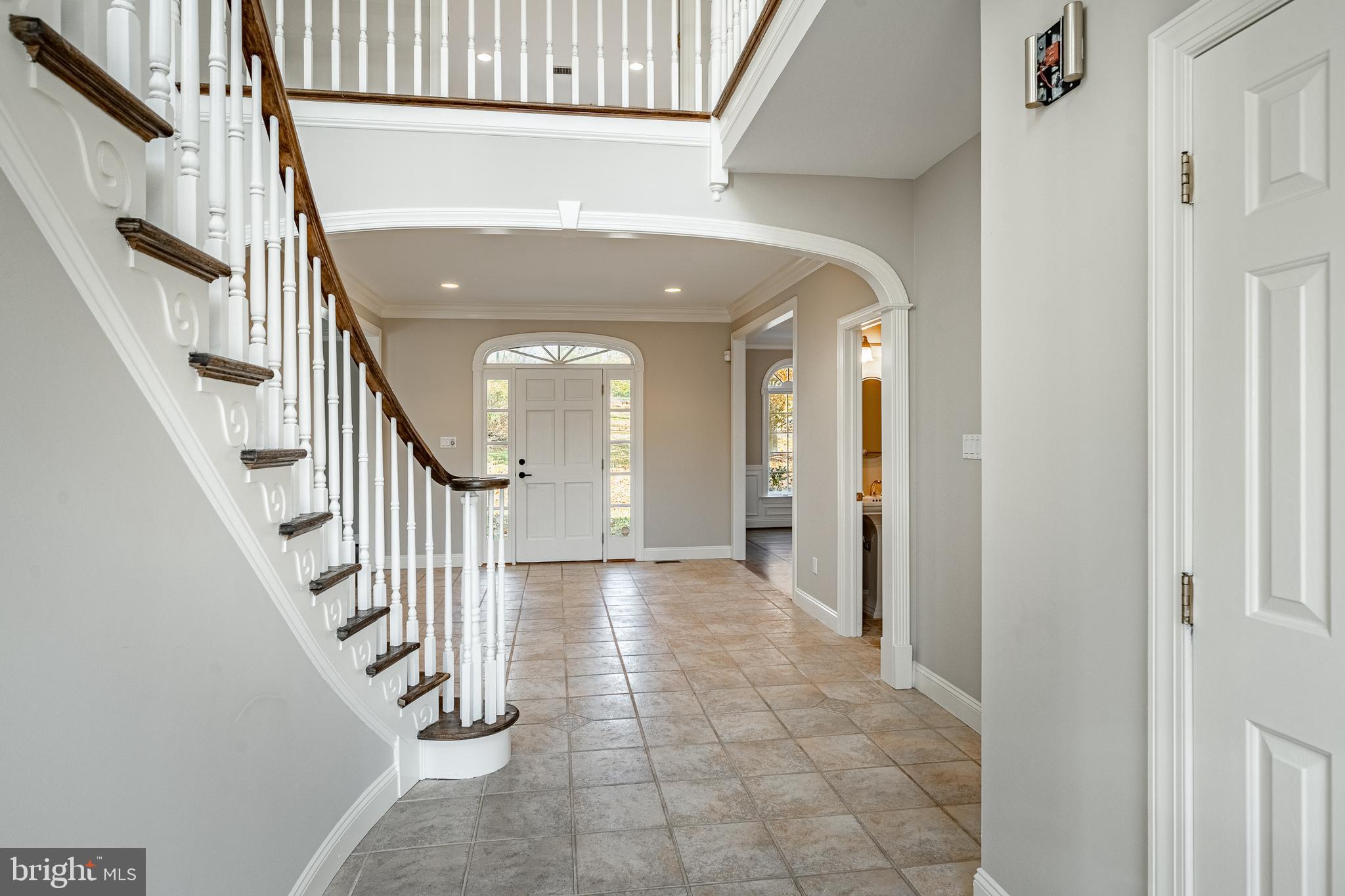 107 Indian Springs Road Kennett Square, PA 19348 - Photo 4 of 72 Sweeping stair cawse