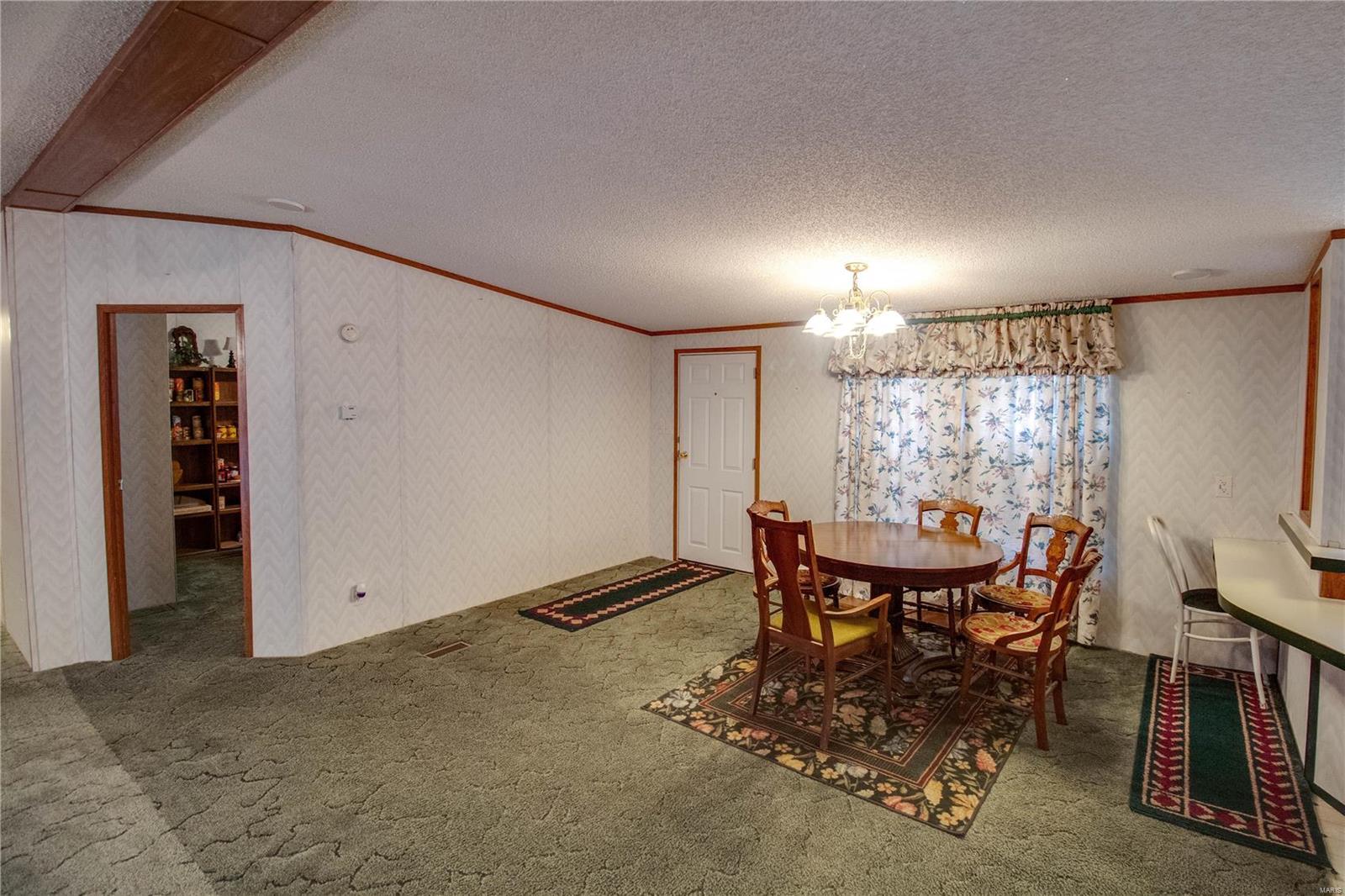16275 Yates Road Grafton, IL 62037 - Photo 6 of 51