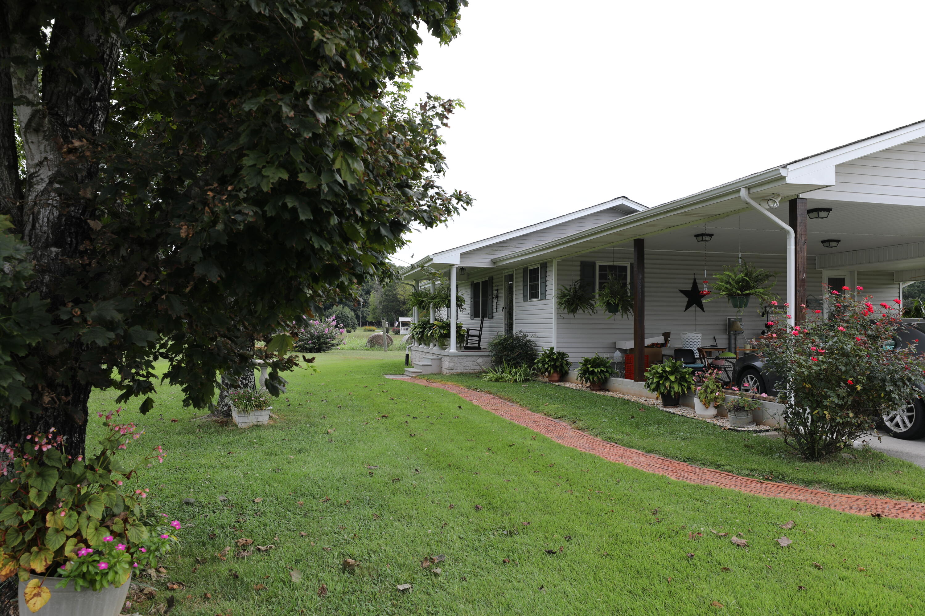 343 Gamble Road Madisonville, TN 37354 - Photo 4 of 37 144A0104_1076