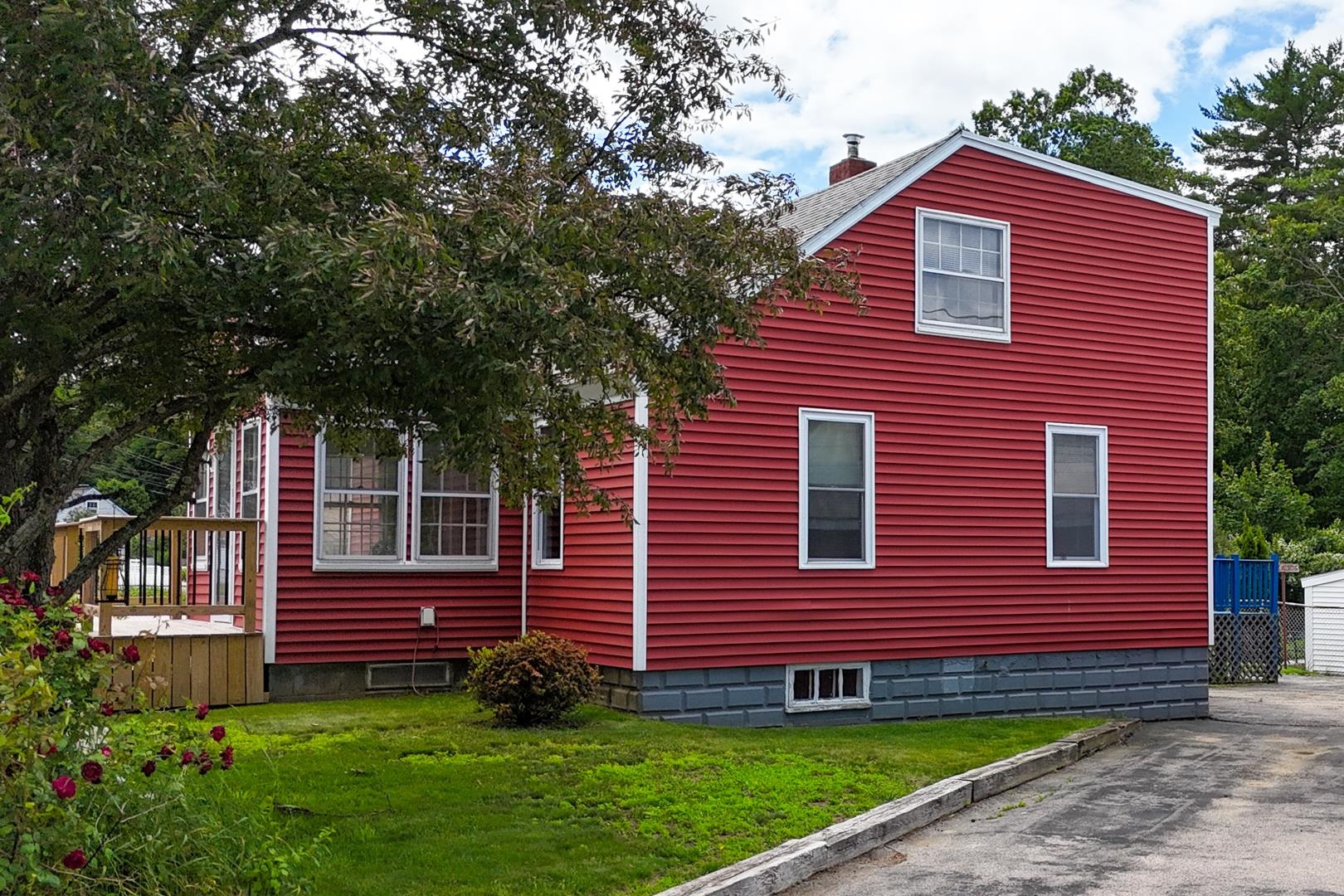 4 Sterling Road Kittery, ME 03904 - Photo 2 of 40