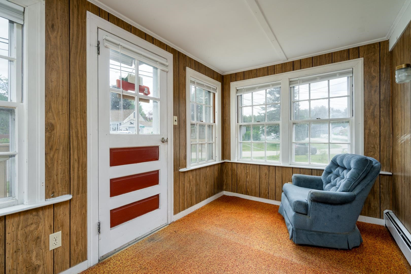 4 Sterling Road Kittery, ME 03904 - Photo 3 of 40