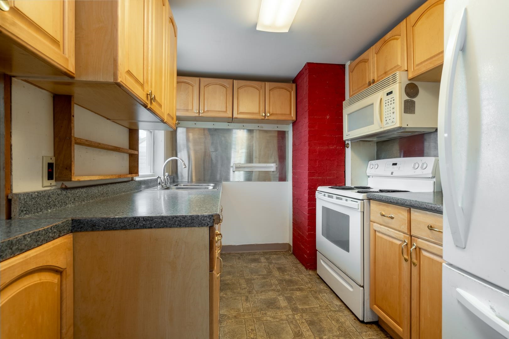 4 Sterling Road Kittery, ME 03904 - Photo 9 of 40
