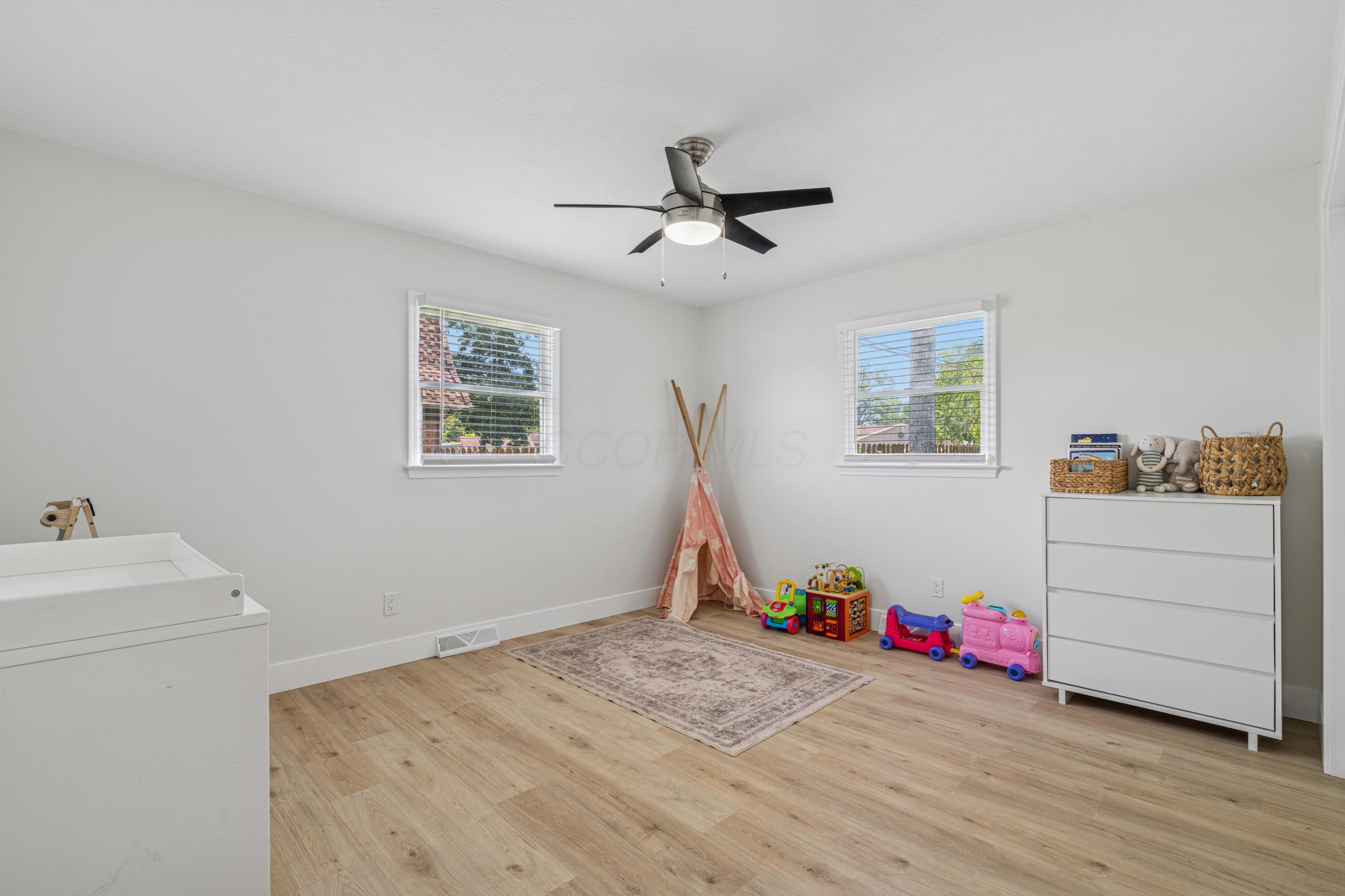 2169 White Road Grove City, OH 43123 - Photo 12 of 21 dsc09997