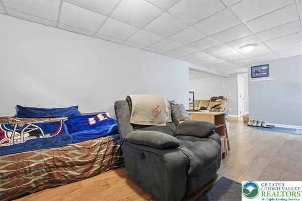 $408,000 | 488 Sportsman Club Road, Nazareth, PA 18064
