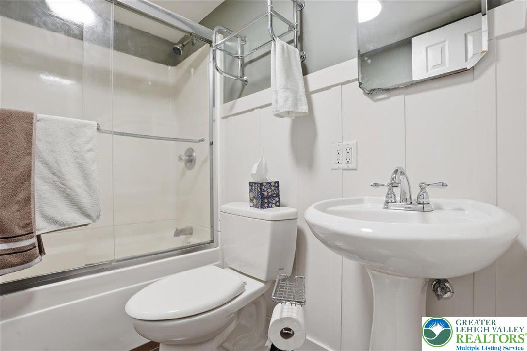 488 Sportsman Club Road Nazareth, PA 18064 - Photo 44 of 89