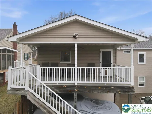 $408,000 | 488 Sportsman Club Road, Nazareth, PA 18064