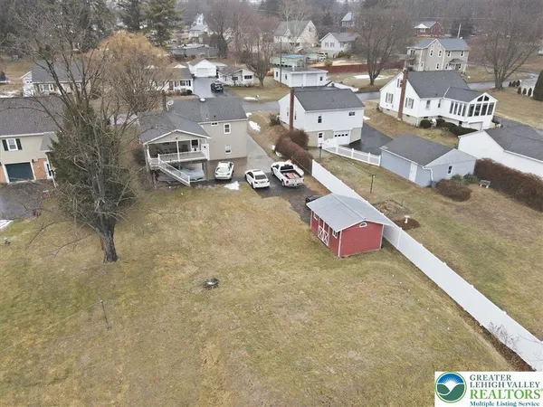 $408,000 | 488 Sportsman Club Road, Nazareth, PA 18064