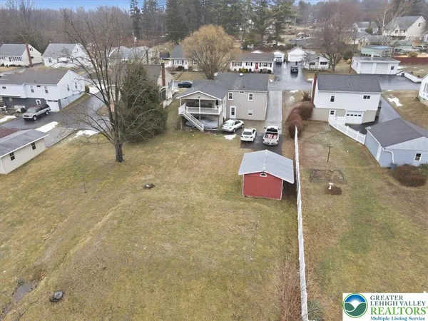 $408,000 | 488 Sportsman Club Road, Nazareth, PA 18064
