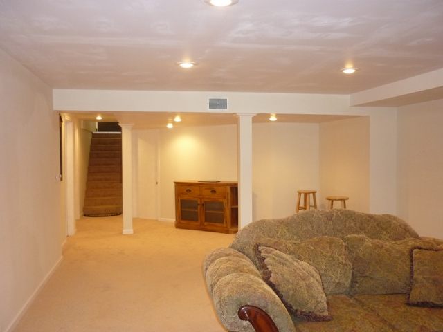 4405 Jersey Ridge Road Davenport, IA 52807 - Photo 11 of 12 Gallery Image 11