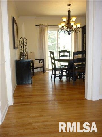 4405 Jersey Ridge Road Davenport, IA 52807 - Photo 4 of 12 Gallery Image 4