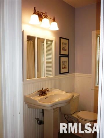 4405 Jersey Ridge Road Davenport, IA 52807 - Photo 7 of 12 Gallery Image 7