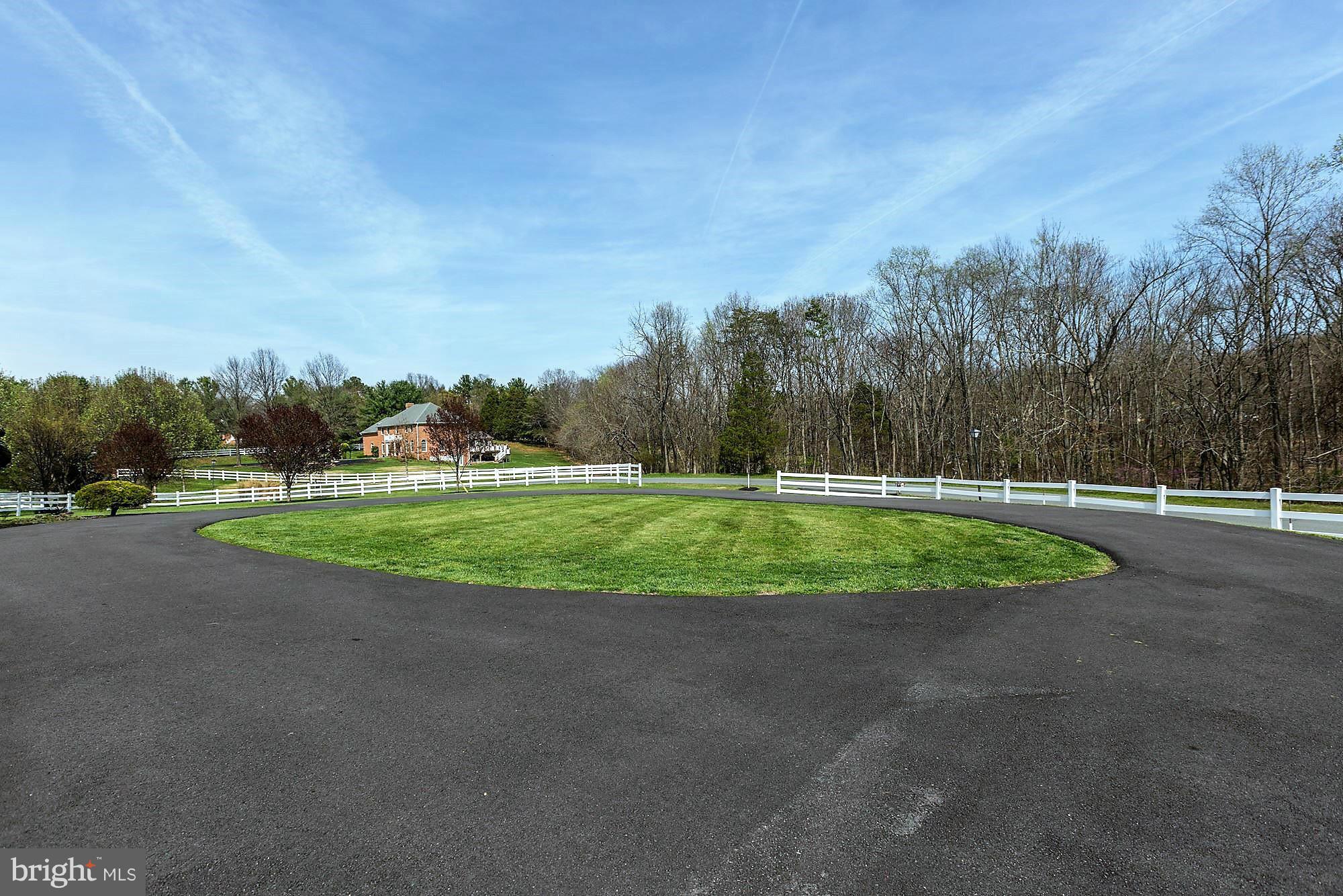 13524 Potomac Riding Lane Potomac, MD 20850 - Photo 2 of 30 Exterior (Front)