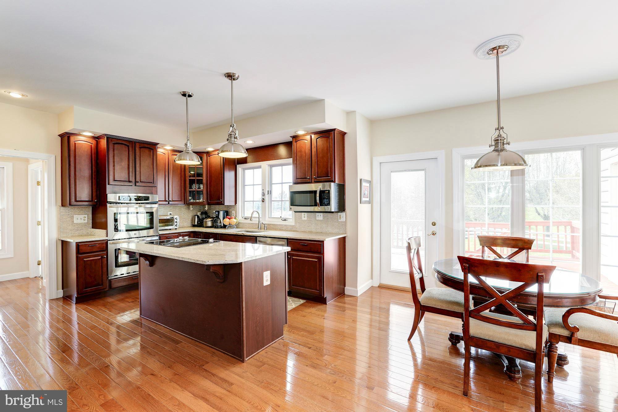 13524 Potomac Riding Lane Potomac, MD 20850 - Photo 11 of 30 Kitchen