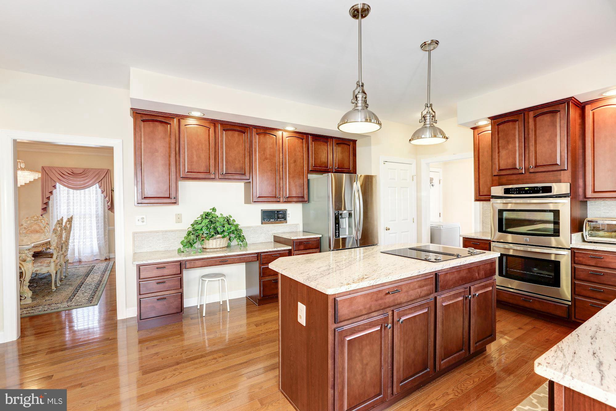 13524 Potomac Riding Lane Potomac, MD 20850 - Photo 12 of 30 Kitchen