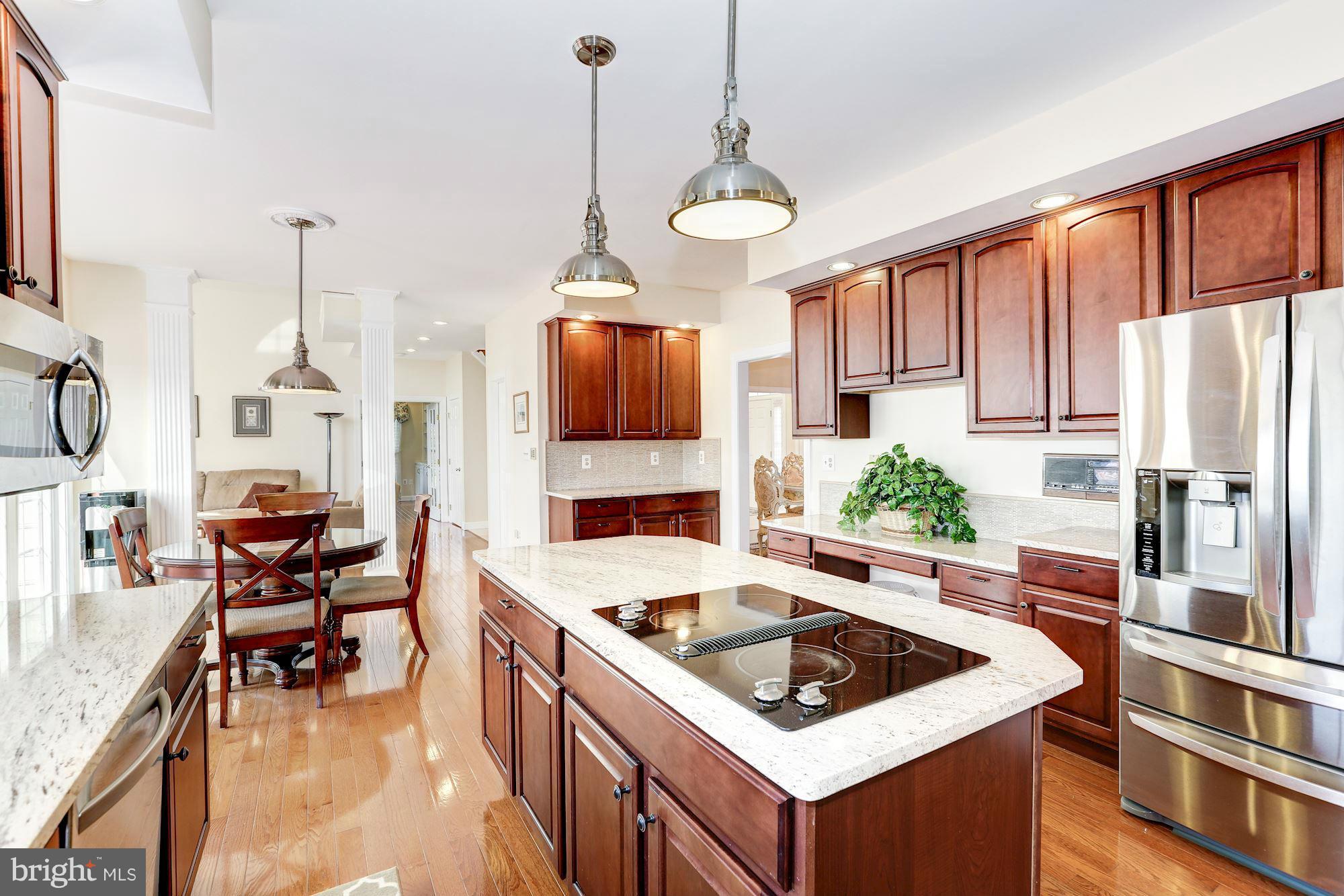 13524 Potomac Riding Lane Potomac, MD 20850 - Photo 13 of 30 Kitchen