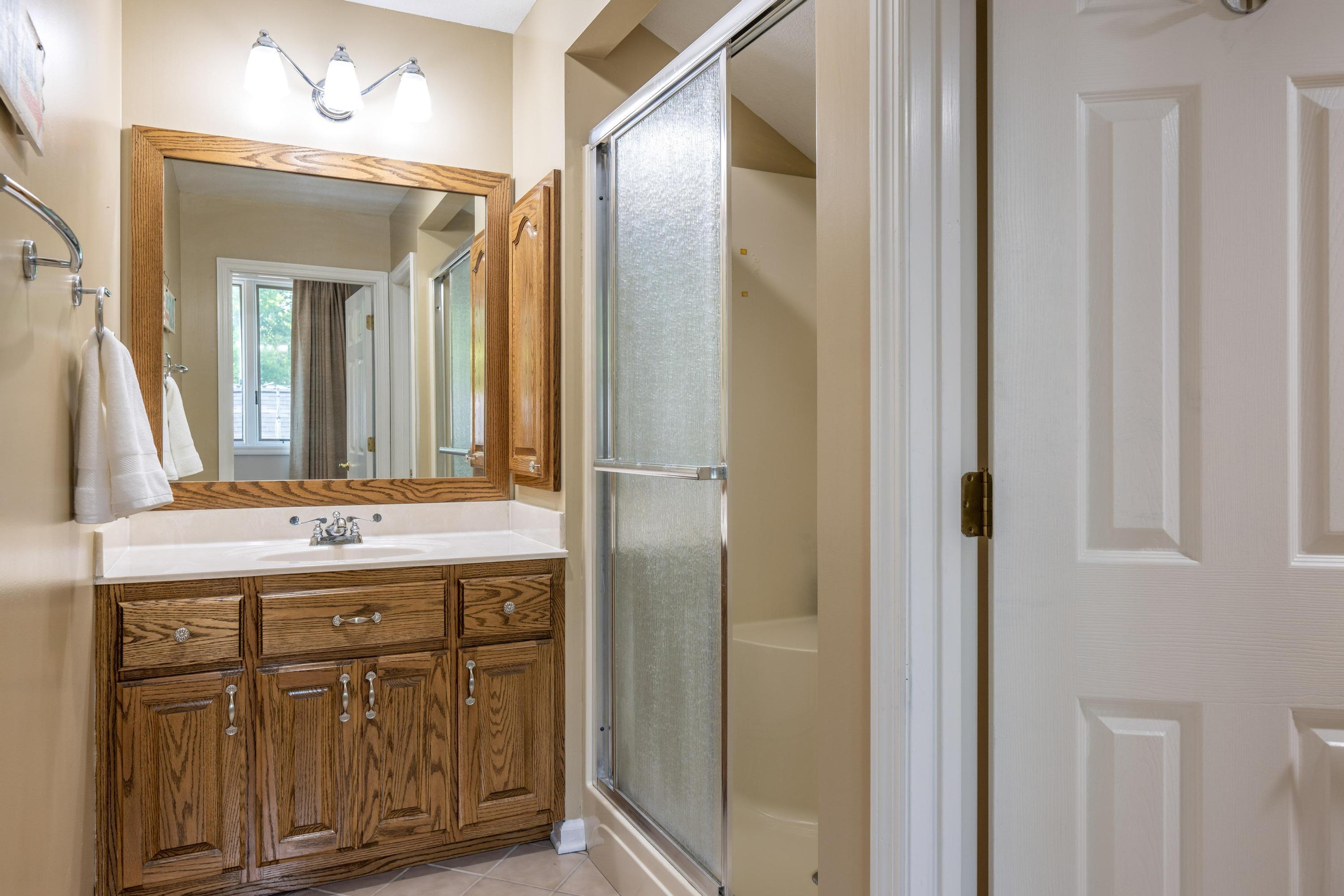 246 Kinser Road Cleveland, TN 37323 - Photo 39 of 51 Full Bath